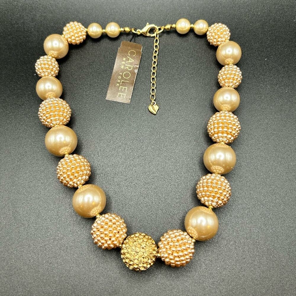 Carolee New York large chunky bead necklace Cream #G026 New with Tag!